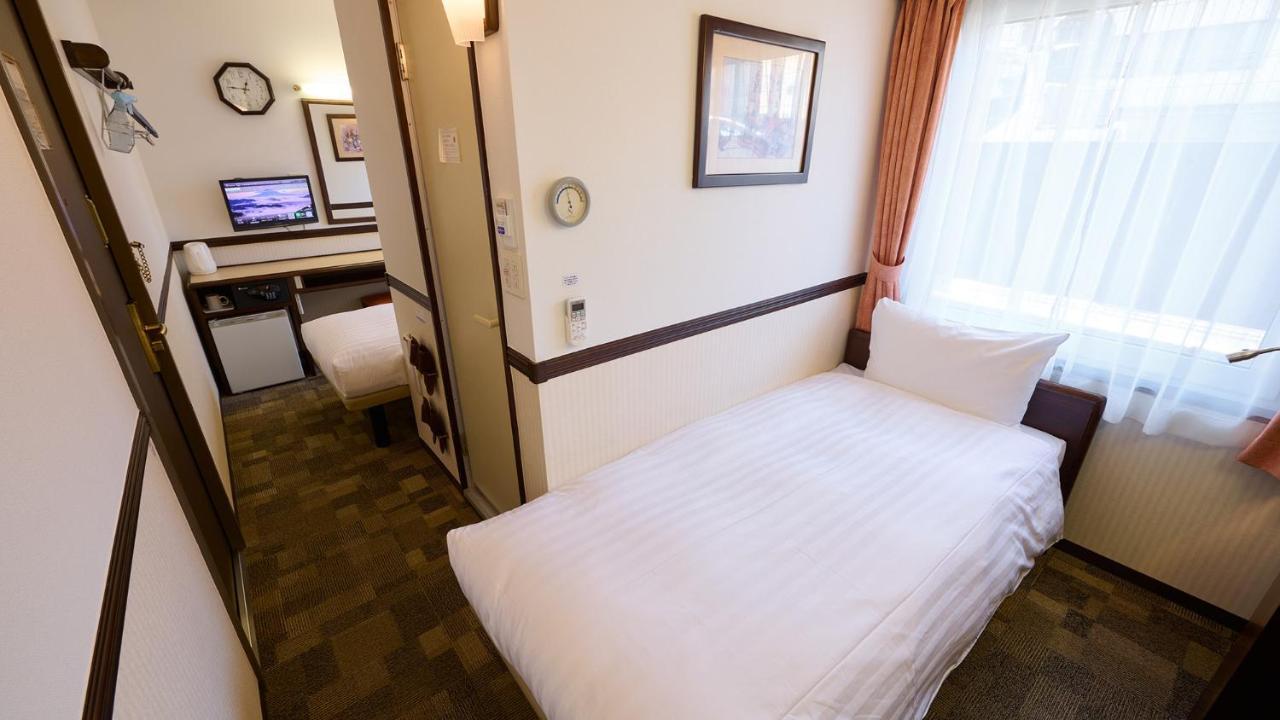 东横inn-东京秋川站北口 3* 秋留野